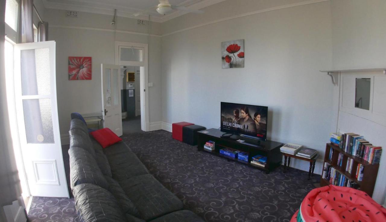 Hostel Backpackers *